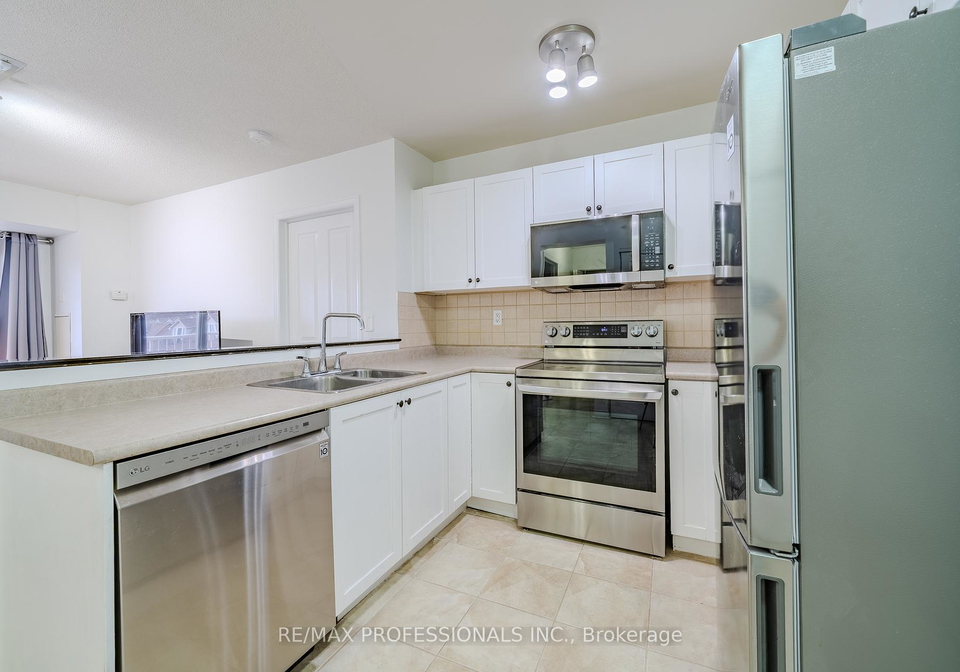 8-harris-street-cambridge-ontario-x12454793