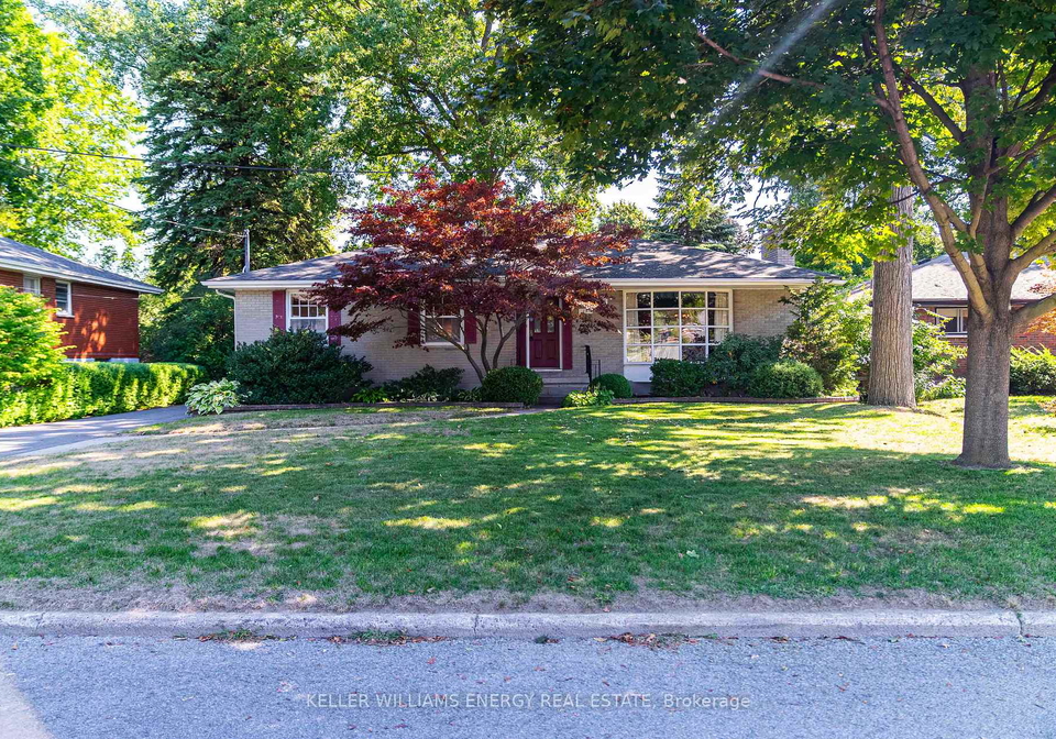 15-southwood-crescent-belleville-ontario-x12455053