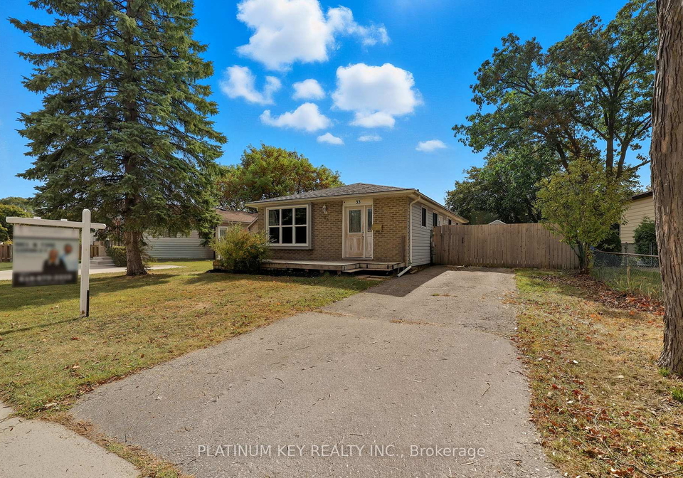 33-court-lane-london-east-ontario-x12455251