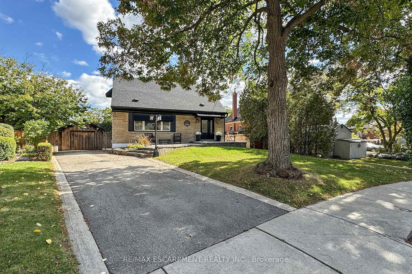 23-sylvia-crescent-hamilton-ontario-x12455278