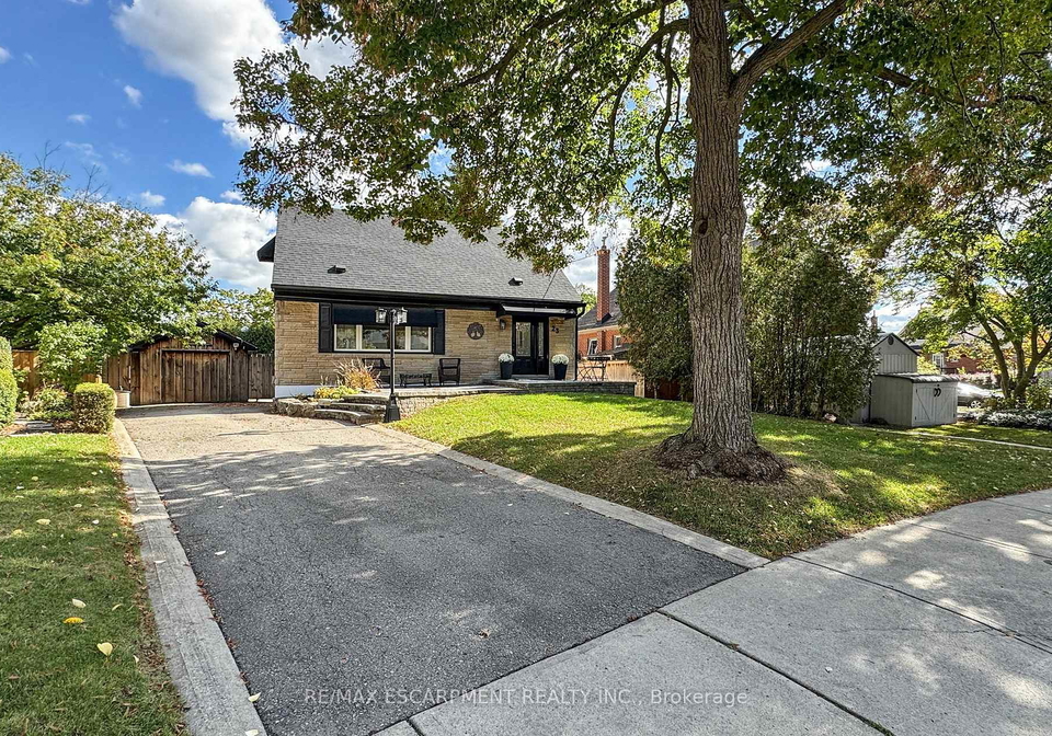 23-sylvia-crescent-hamilton-ontario-x12455278