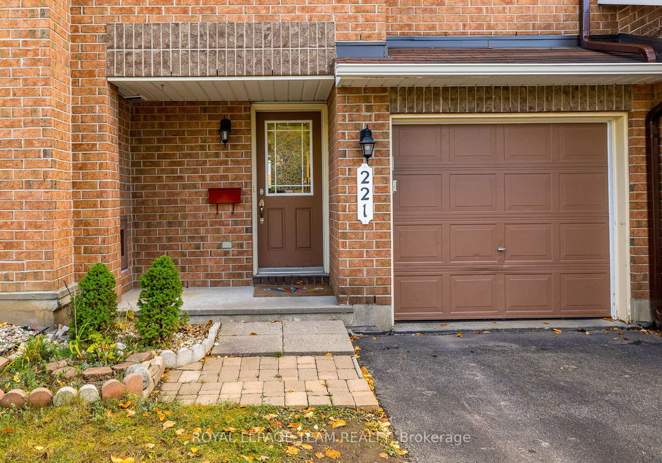 221-sorento-street-ottawa-ontario-x12455418