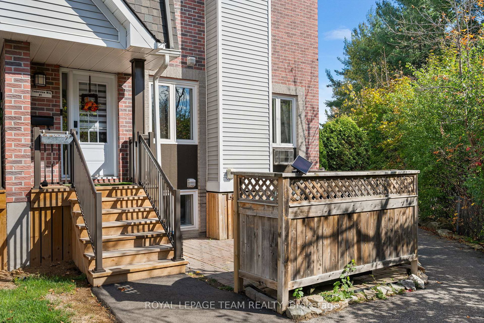 5-timberview-way-ottawa-ontario-x12455604