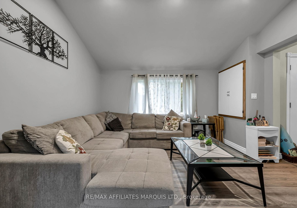 21895-seguin-mill-street-north-glengarry-ontario-x12455717