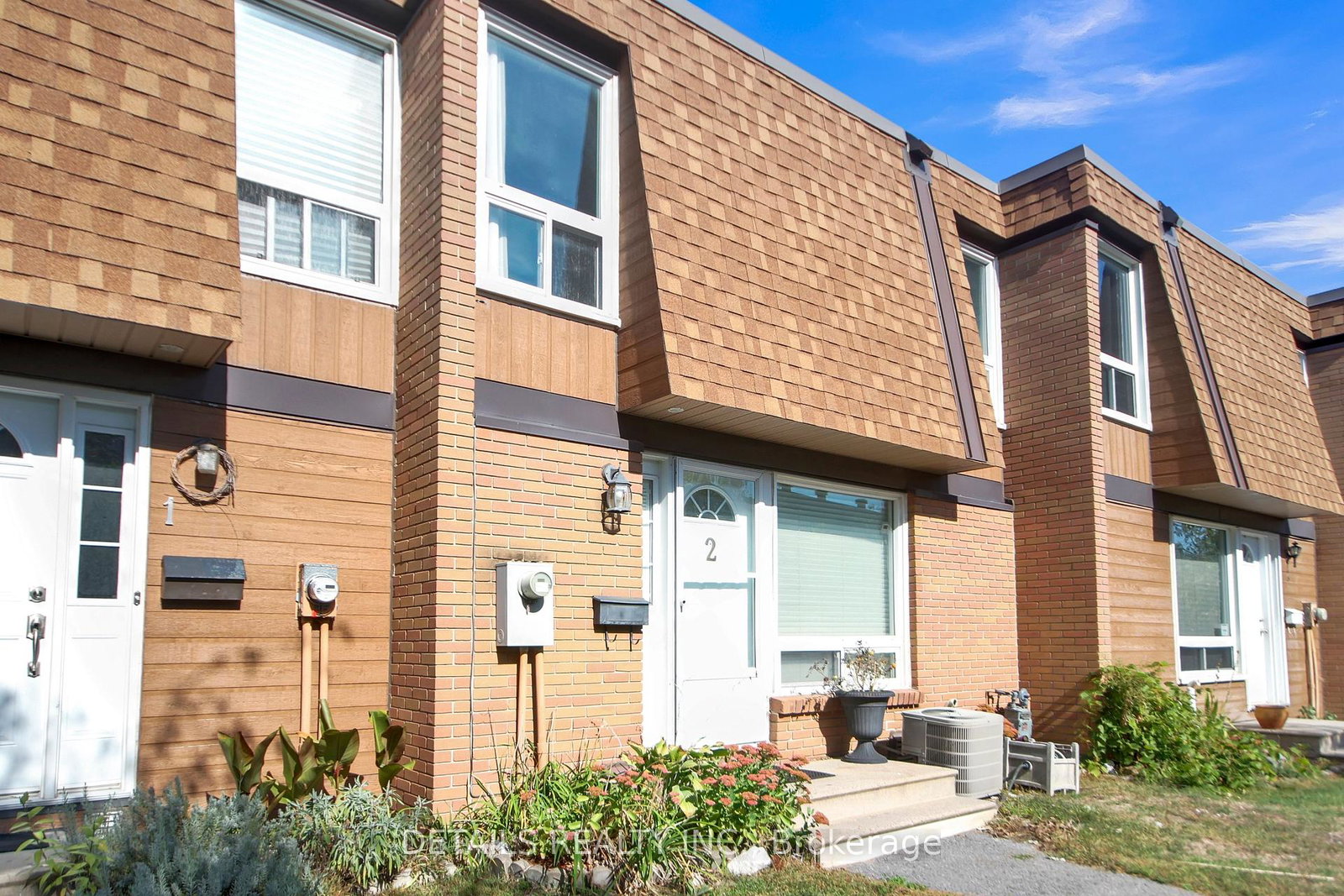 3575-downpatrick-road-e-hunt-club-windsor-park-village-and-area-ottawa-ontario-x12455732
