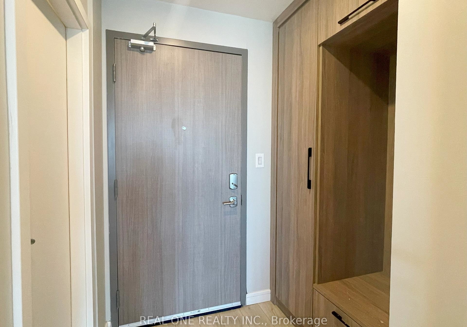 20-george-street-hamilton-ontario-x12455845