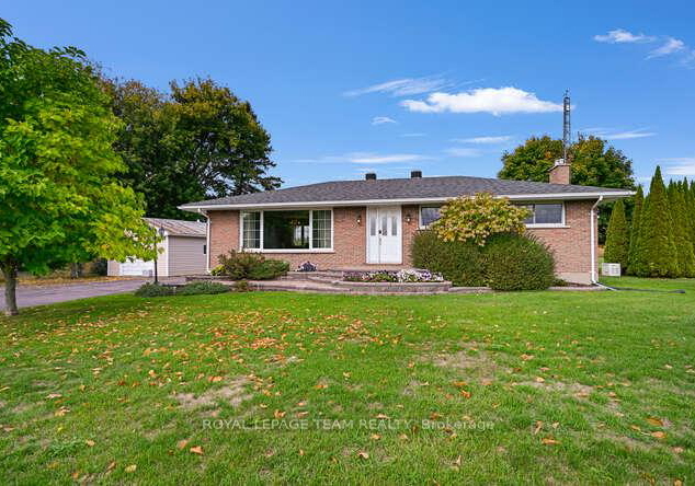 2214-county-2-road-edwardsburghcardinal-ontario-x12455890