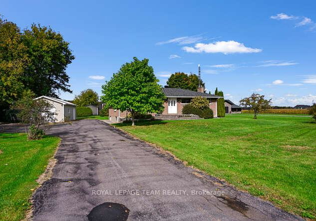 2214-county-2-road-edwardsburghcardinal-ontario-x12455890