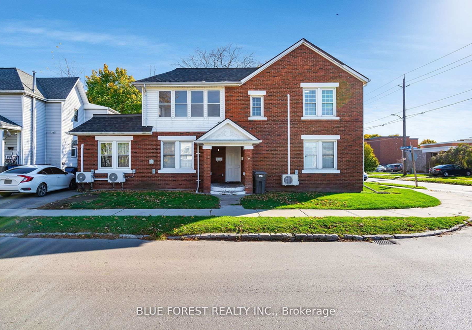 46-48-wellington-street-e-chatham-kent-ontario-x12455959
