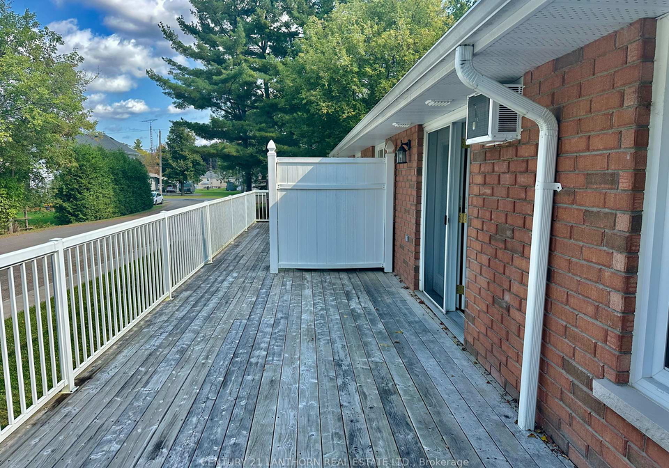 494-metcalf-street-tweed-ontario-x12456124