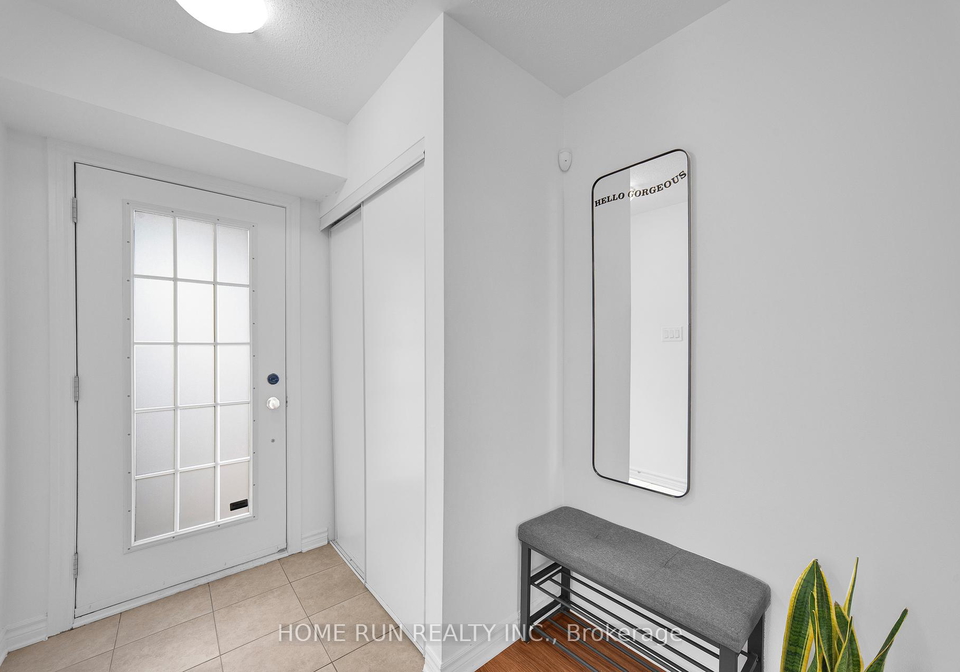 527-simran-private-ottawa-ontario-x12456292