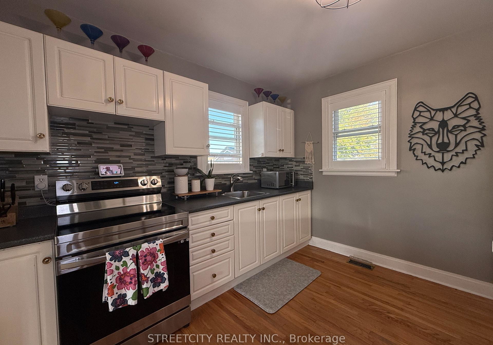326-cotterbury-street-sarnia-ontario-x12456378