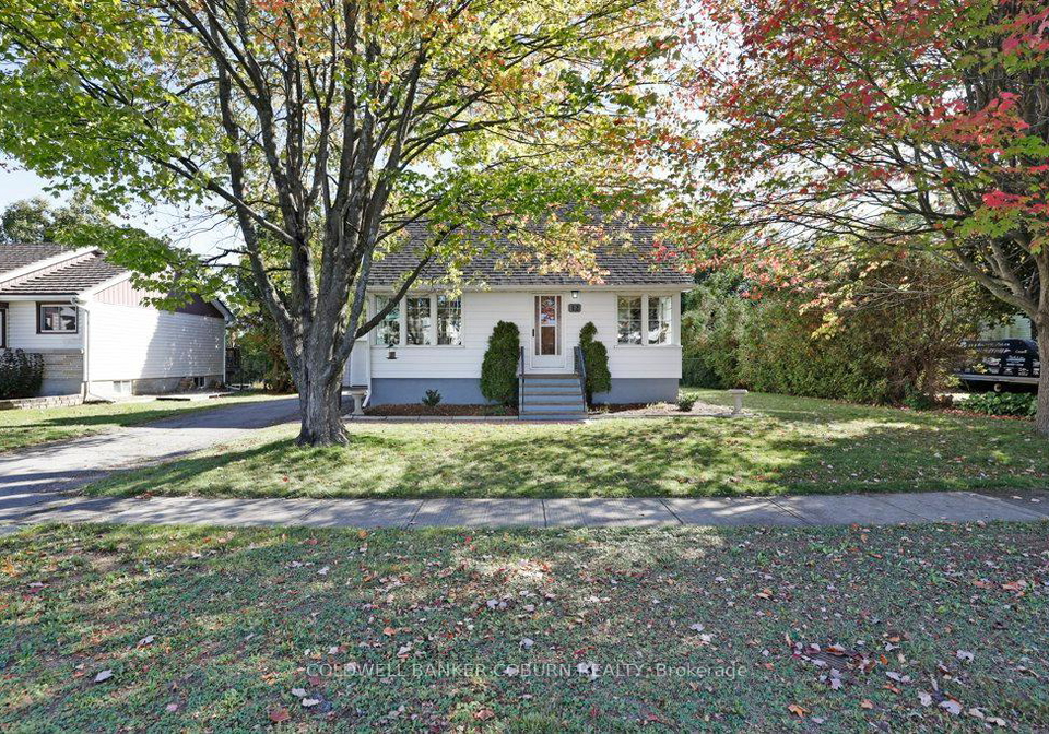 12-maple-avenue-south-dundas-ontario-x12456423