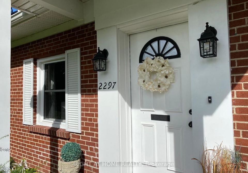2297-fox-crescent-ottawa-ontario-x12456787