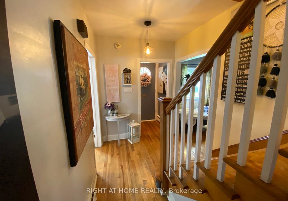 2297-fox-crescent-ottawa-ontario-x12456787