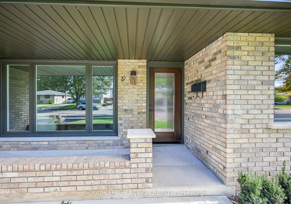 19-wildflower-lane-brantford-ontario-x12456962