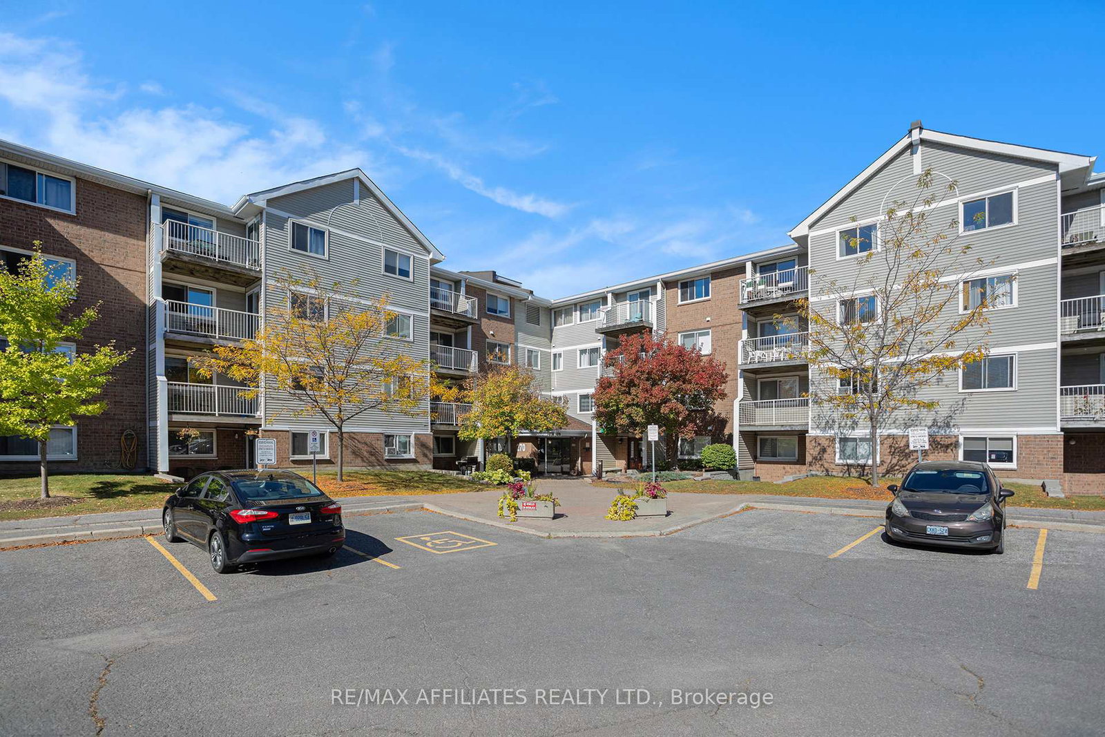 270-brittany-drive-manor-park-cardinal-glen-and-area-ottawa-ontario-x12457082