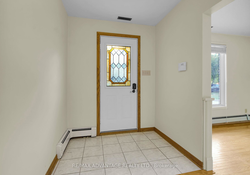 41-queen-anne-circle-london-north-ontario-x12457189