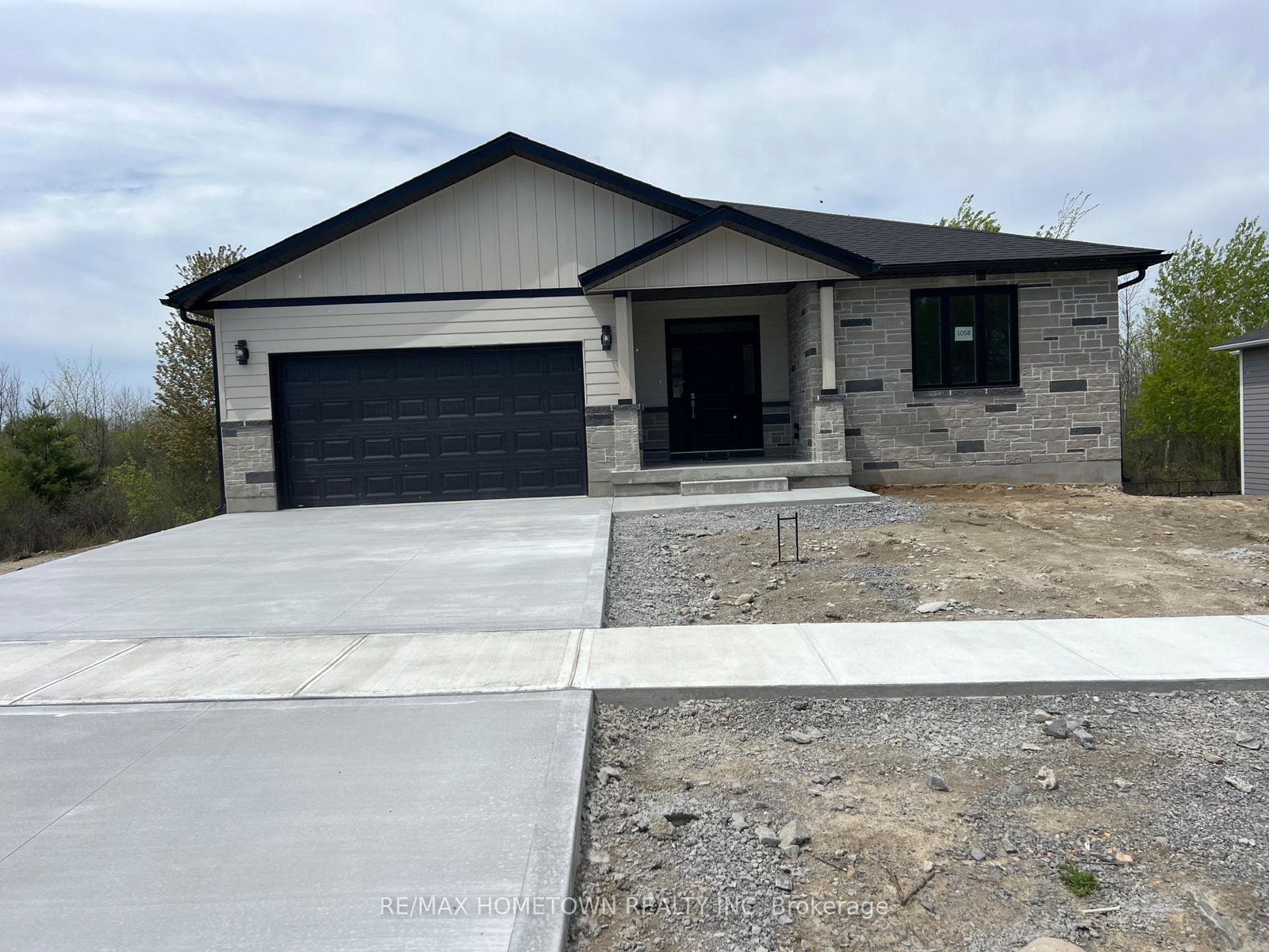 1058-shearer-drive-brockville-ontario-x12457220
