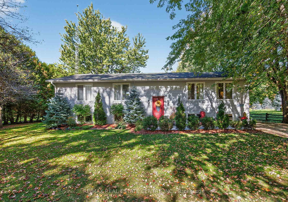 8424-6-line-wellington-north-ontario-x12457296