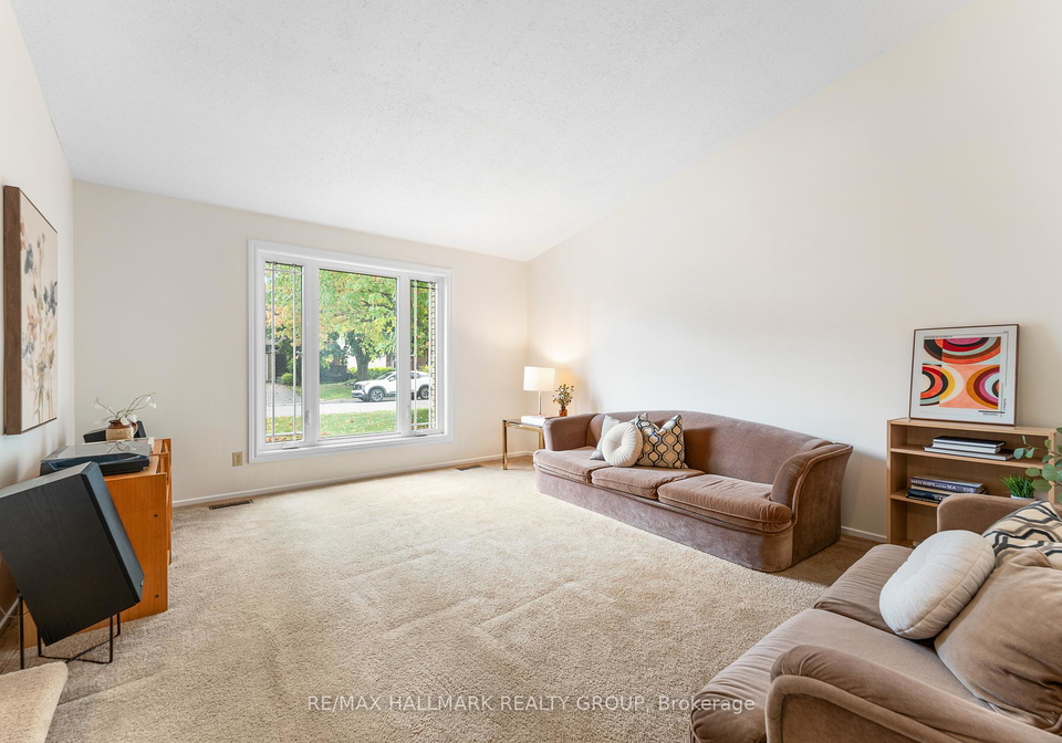 1075-avignon-court-ottawa-ontario-x12457307
