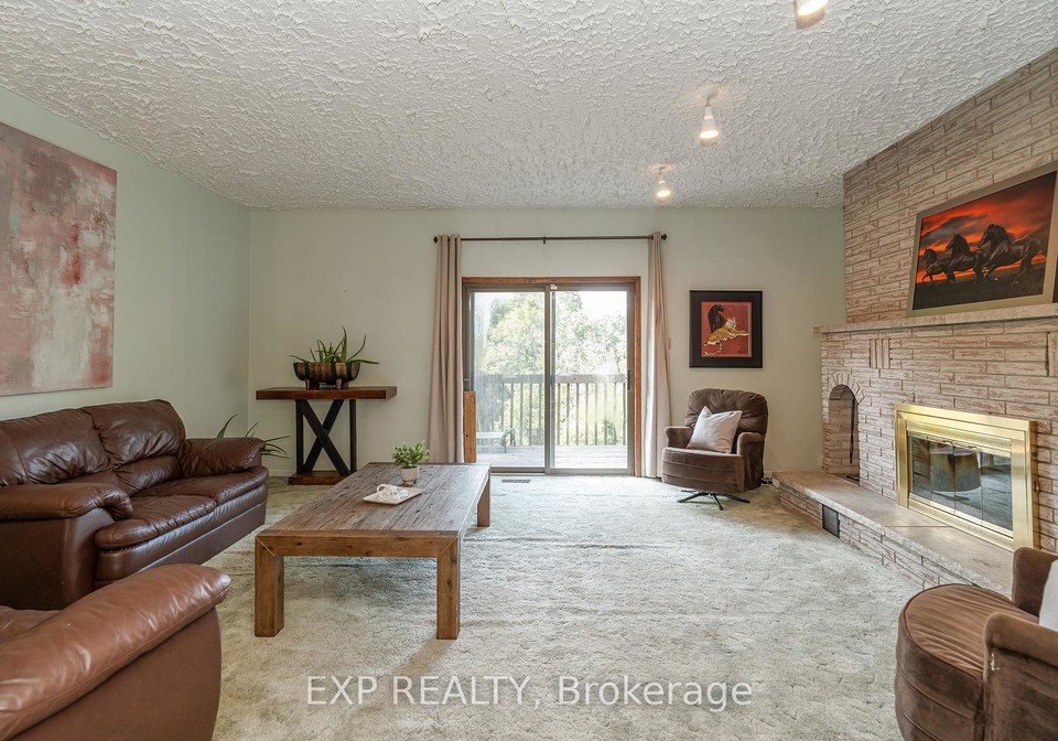 1437-usborne-street-mcnabbraeside-ontario-x12457636