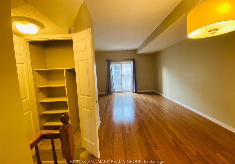 338-london-terrace-ottawa-ontario-x12457842