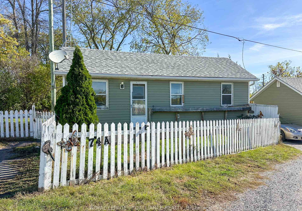 74-aikins-road-quinte-west-ontario-x12457852