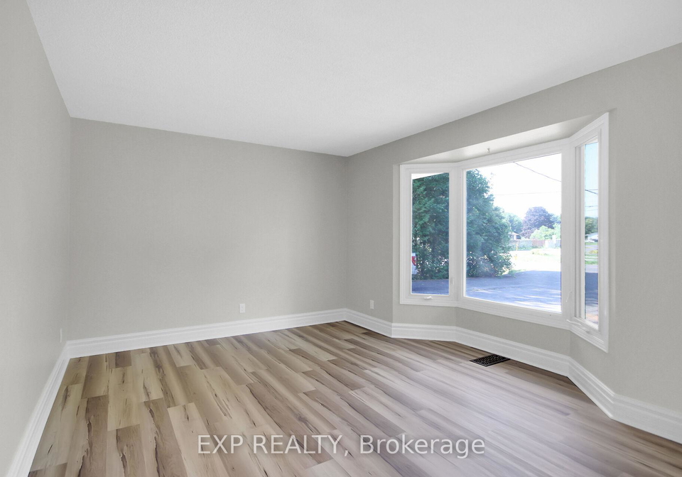 1083-eadie-road-russell-ontario-x12457925