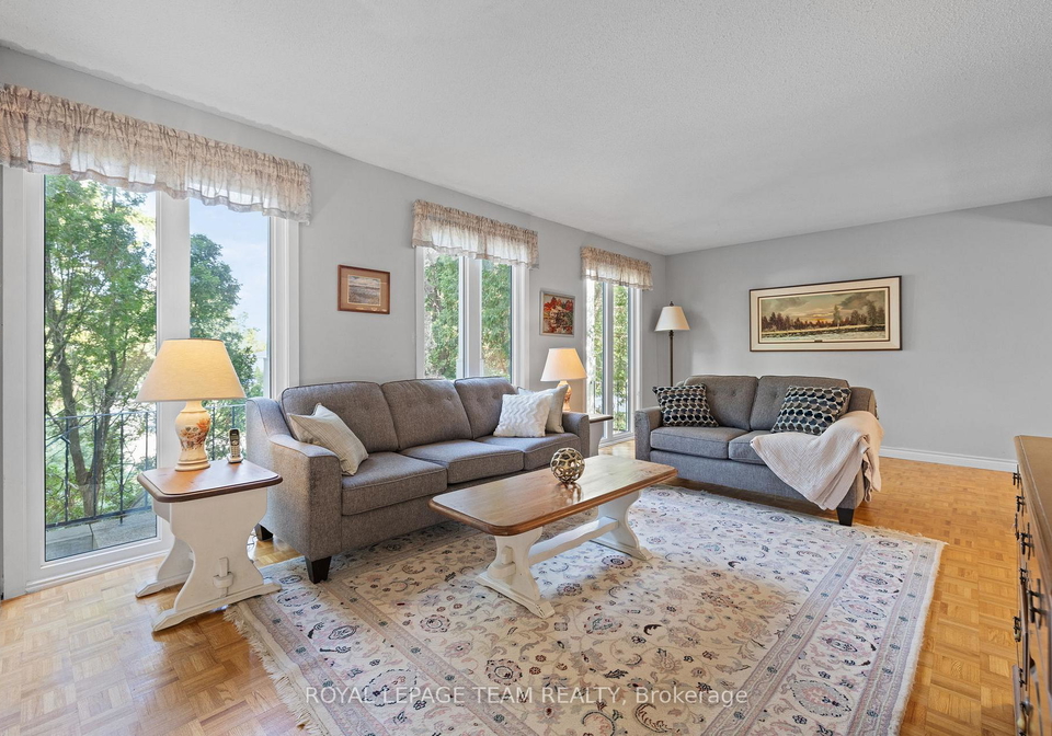 2486-regina-street-ottawa-ontario-x12457928