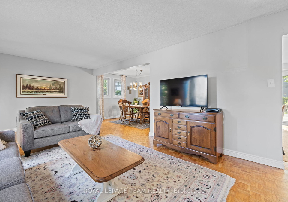 2486-regina-street-ottawa-ontario-x12457928