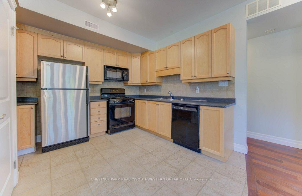 555-king-street-e-kitchener-ontario-x12458104
