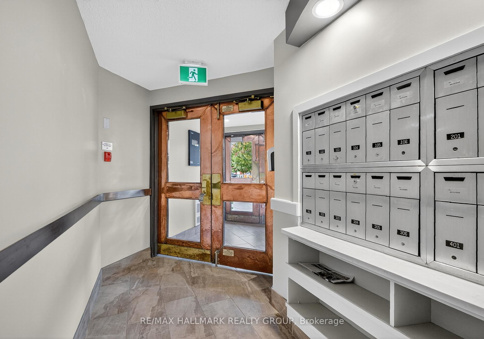 317-metcalfe-street-ottawa-ontario-x12458199