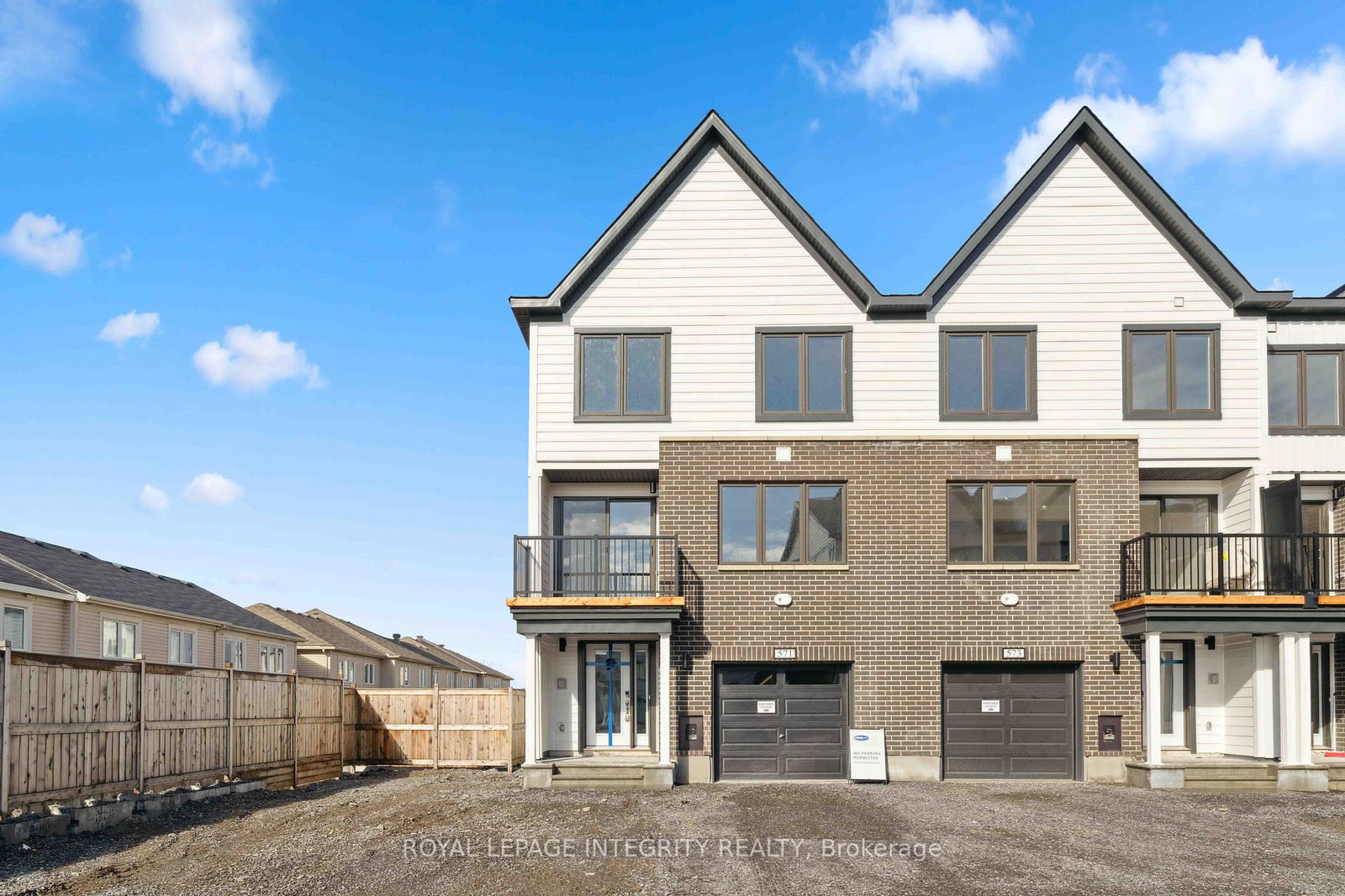 571-woven-pvt-private-ottawa-ontario-x12458342