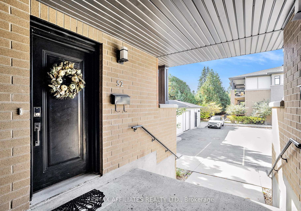 52-bergeron-private-ottawa-ontario-x12458456