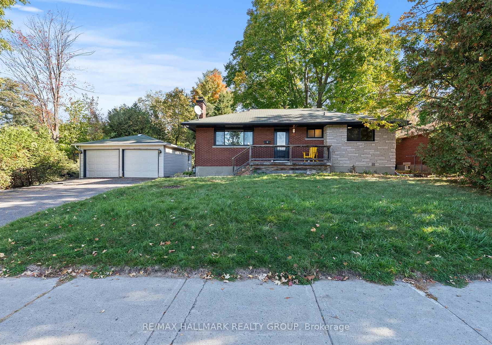 9-newhaven-street-ottawa-ontario-x12458580