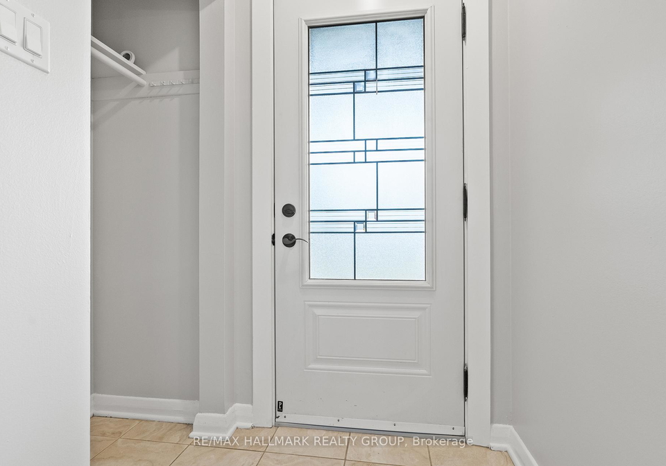 9-newhaven-street-ottawa-ontario-x12458580