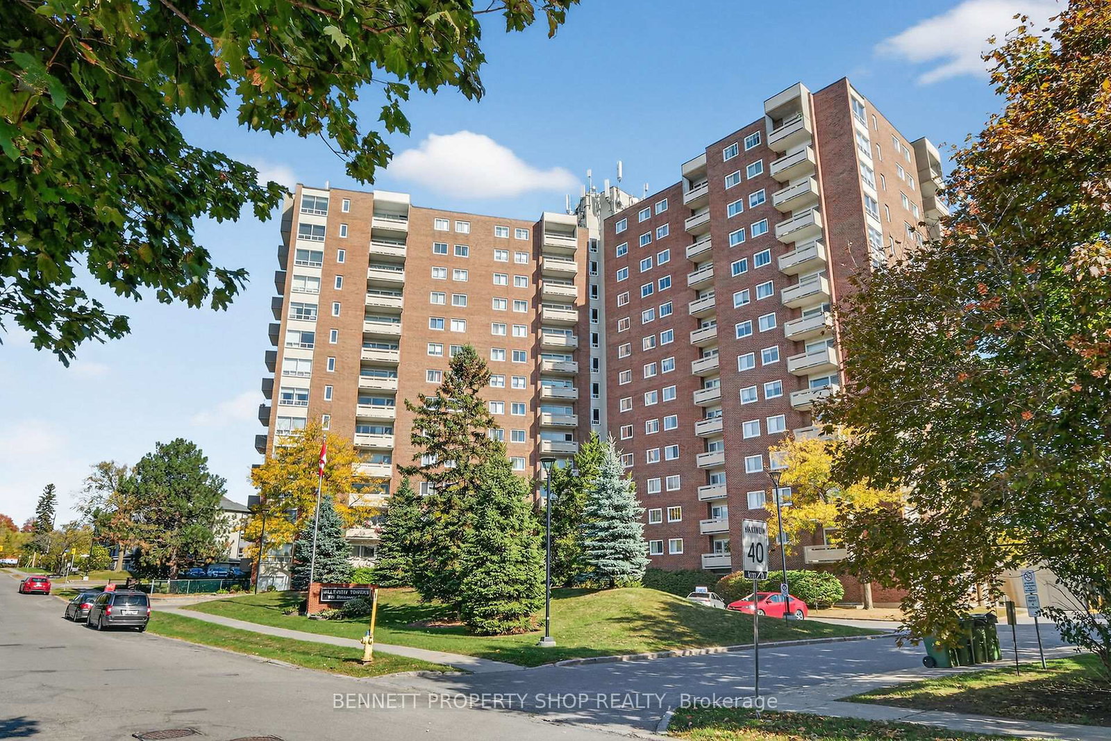 915-elmsmere-road-beacon-hill-north-south-and-area-ottawa-ontario-x12458643