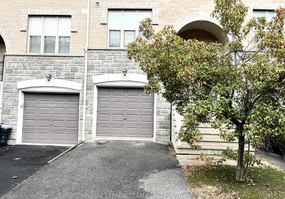 35-jenscott-private-ottawa-ontario-x12458749