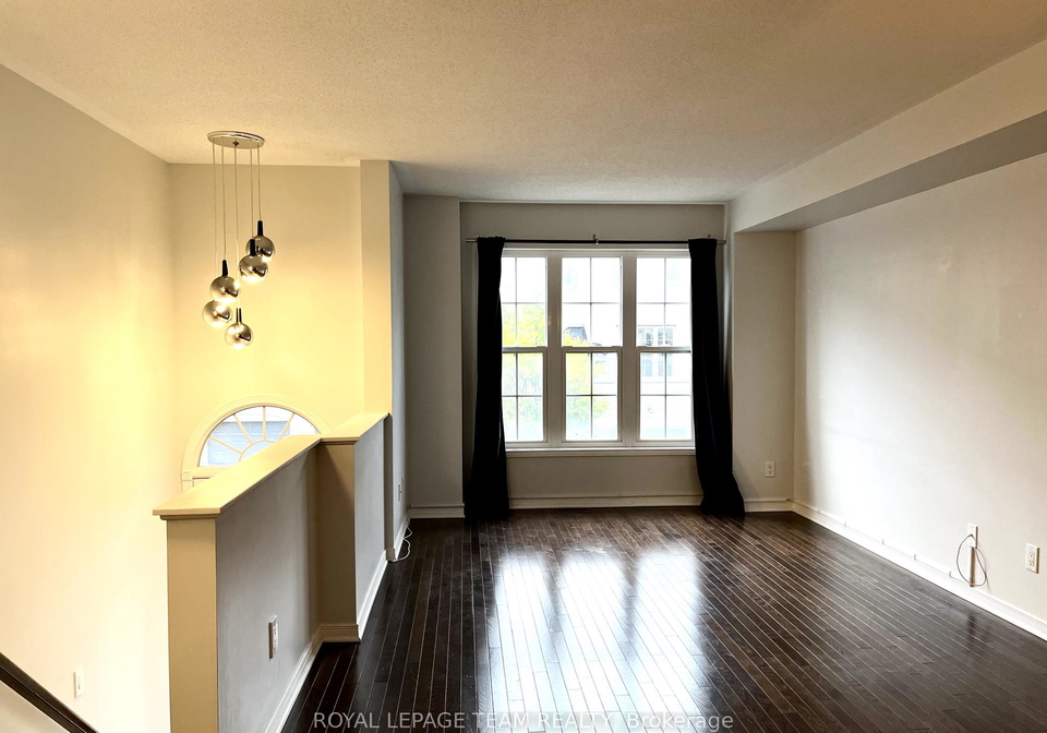 35-jenscott-private-ottawa-ontario-x12458749