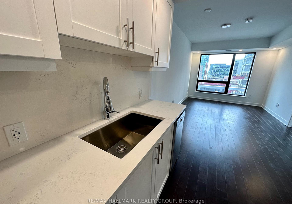 340-queen-street-ottawa-ontario-x12458783