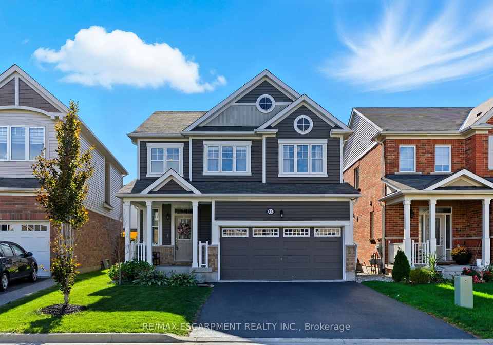 15-bastia-street-e-hamilton-ontario-x12458789