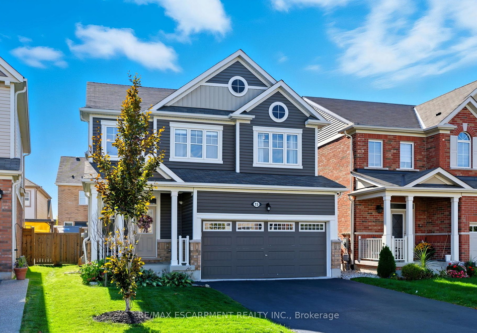 15-bastia-street-e-hamilton-ontario-x12458789