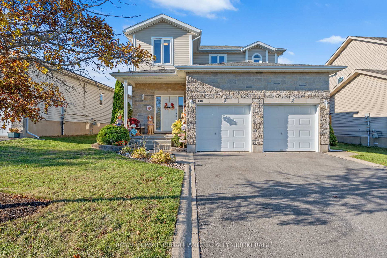 163-kildare-avenue-loyalist-ontario-x12458997