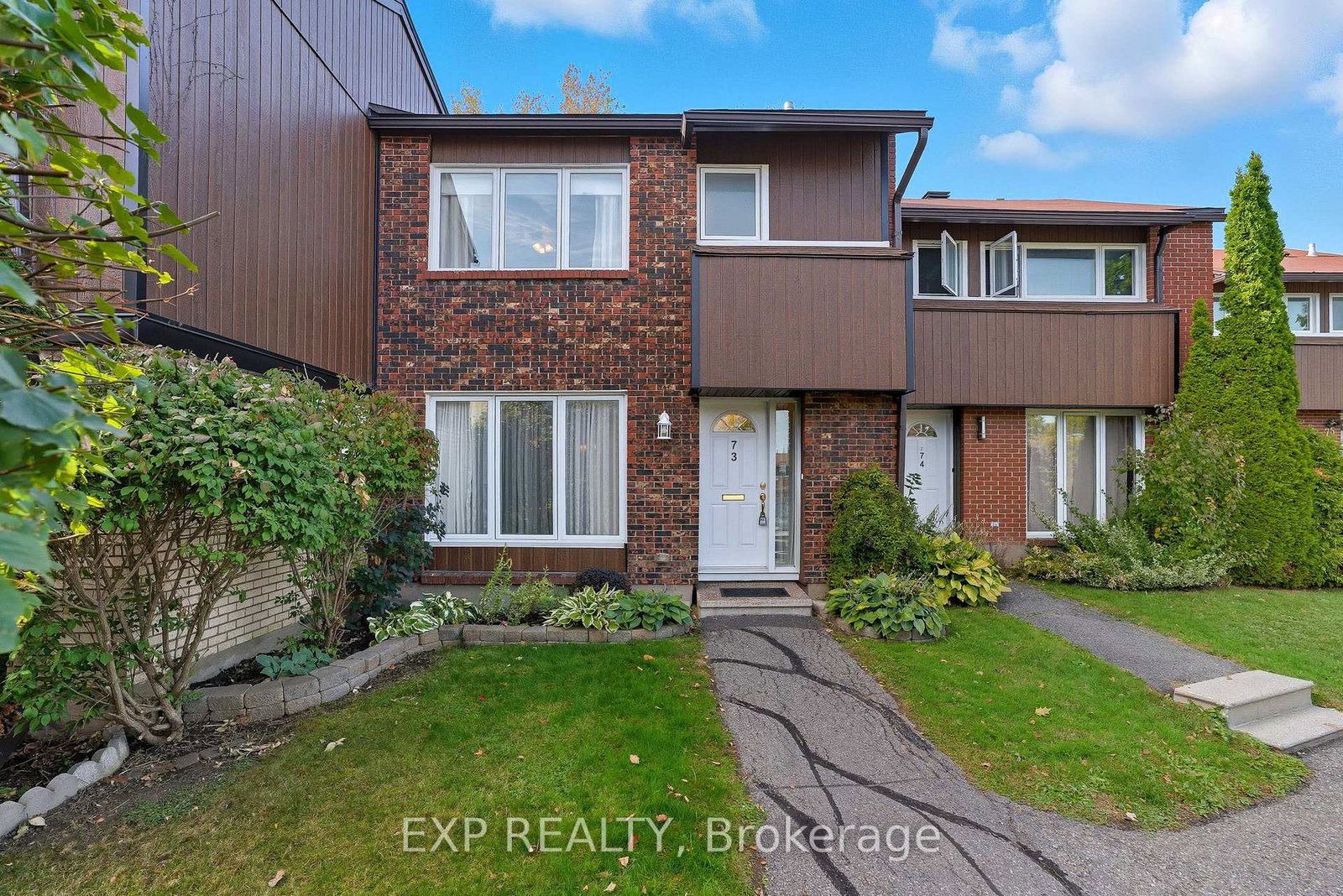 1900-marquis-avenue-beacon-hill-north-south-and-area-ottawa-ontario-x12459047