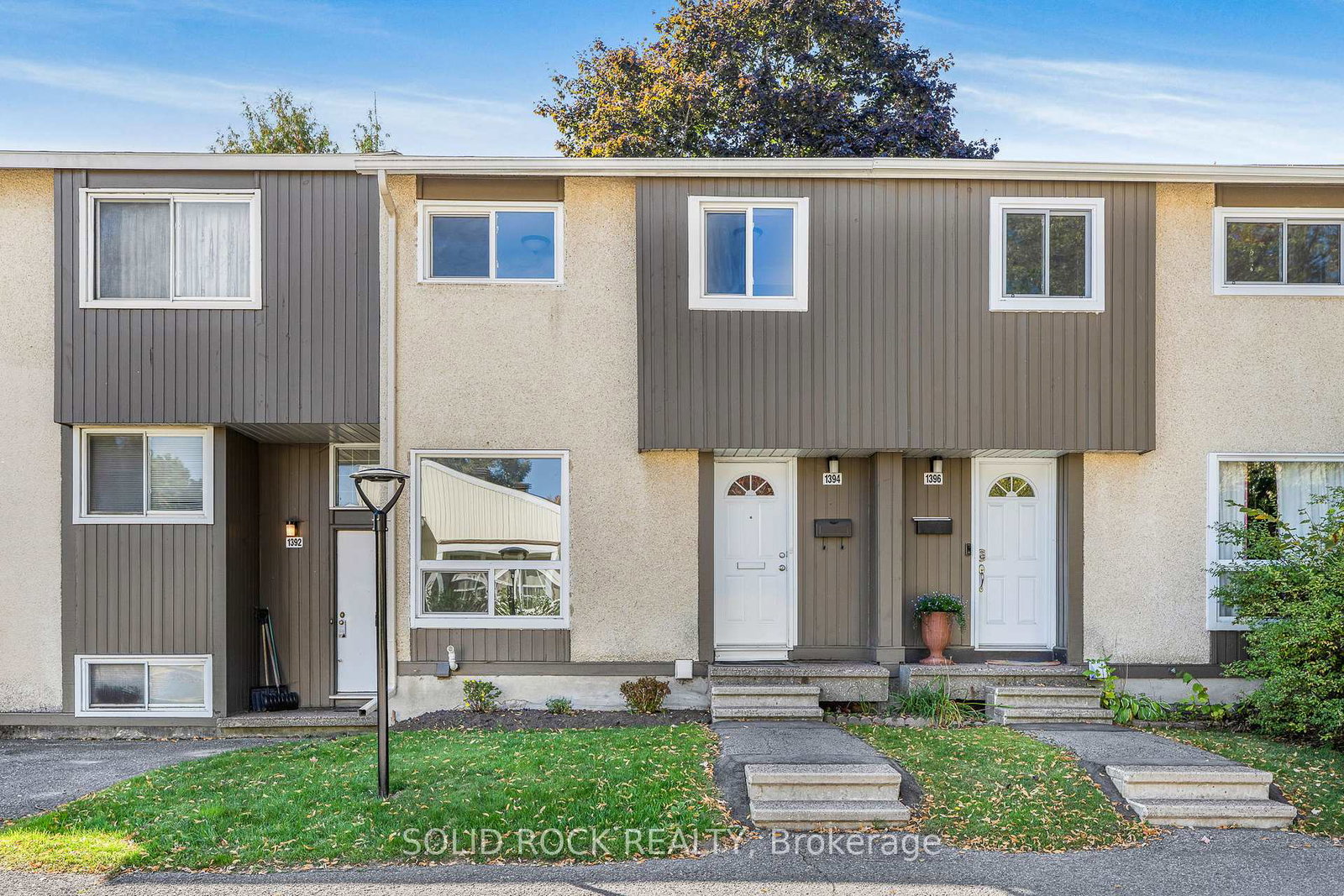 1394-lassiter-terrace-ottawa-ontario-x12459191