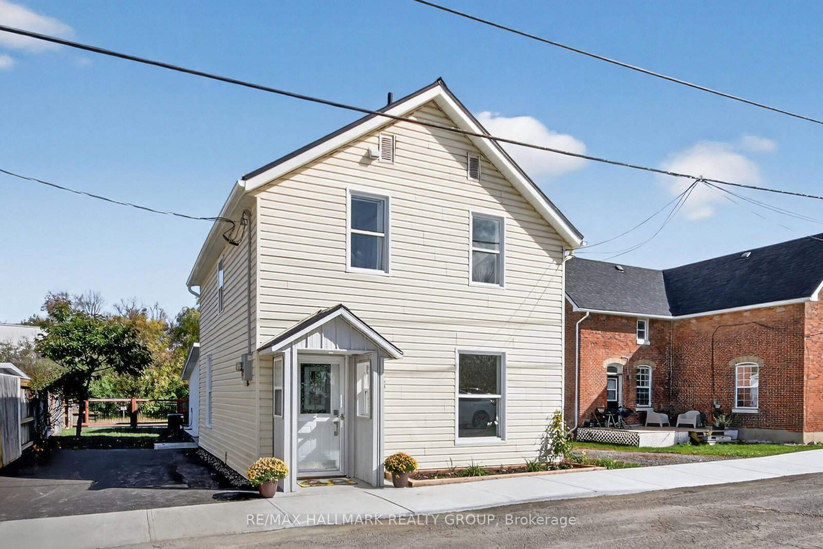 45-carleton-street-mississippi-mills-ontario-x12459287