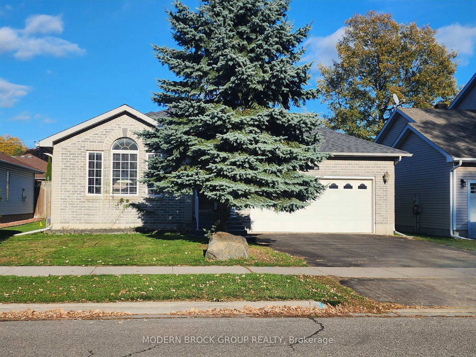 1295-cuthbertson-avenue-brockville-ontario-x12459405