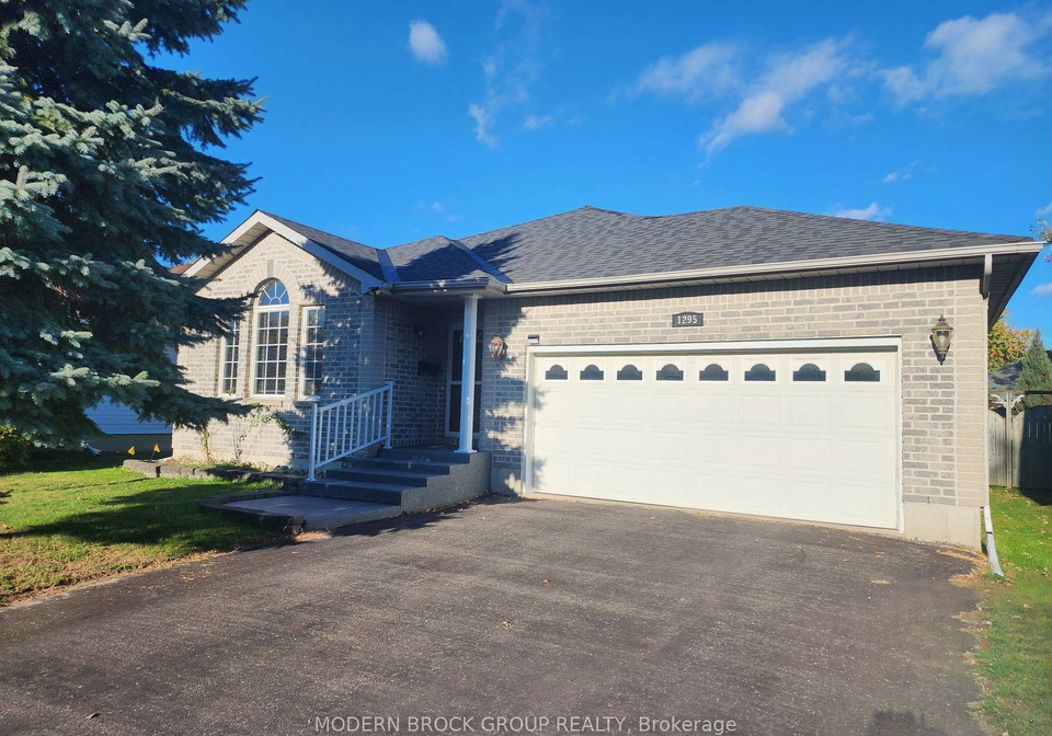 1295-cuthbertson-avenue-brockville-ontario-x12459405