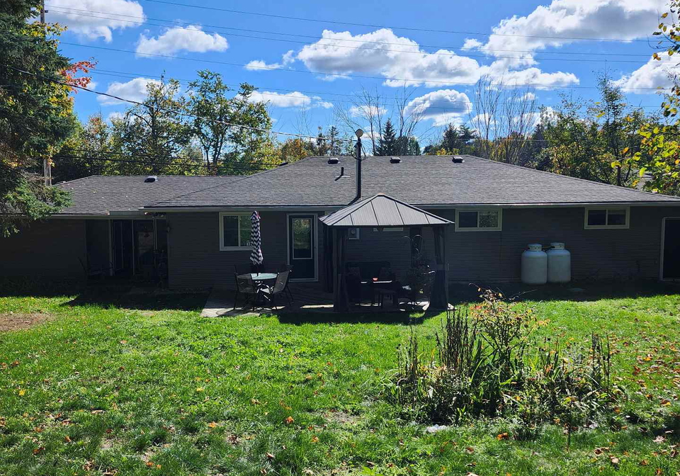 197-county-road-8-kawartha-lakes-ontario-x12459643
